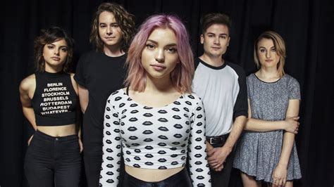 Hey Violet .
